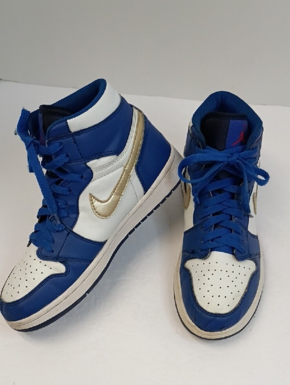 Nike Air Jordan 1 Mid Royal Blue White Sneakers Size 6 Youth - Picture 5 of 9